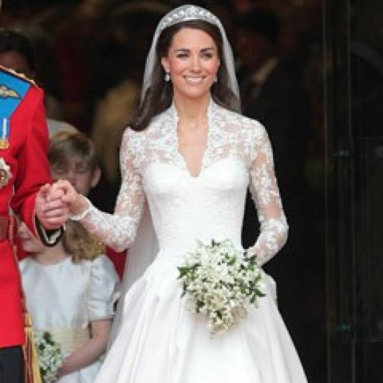 Quelle robe de mariée de princesse préférez,vous ?